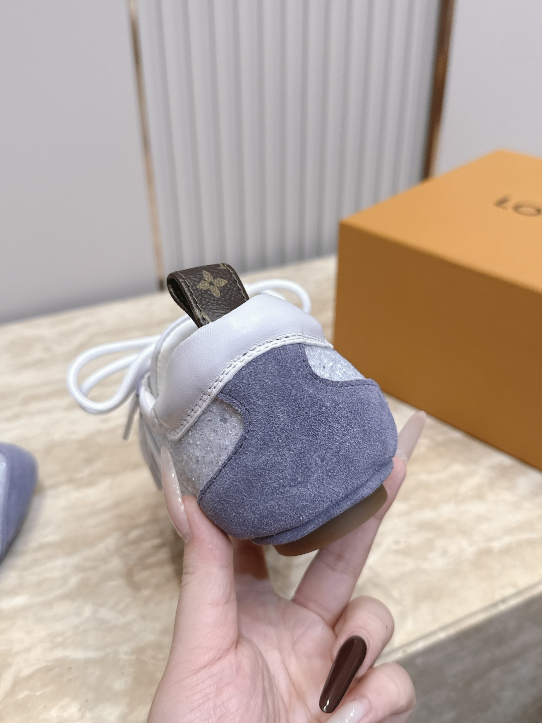 Louis Vuitton路易威登驴牌春夏Sneakerina系列 芭蕾运动鞋 德训鞋 平底鞋 原版三对购入开发完美复 Louis Vuitton路易威登驴牌春夏Sneakerina系列 芭蕾运动鞋 德训鞋 平底鞋 原版三对购入开发完美复