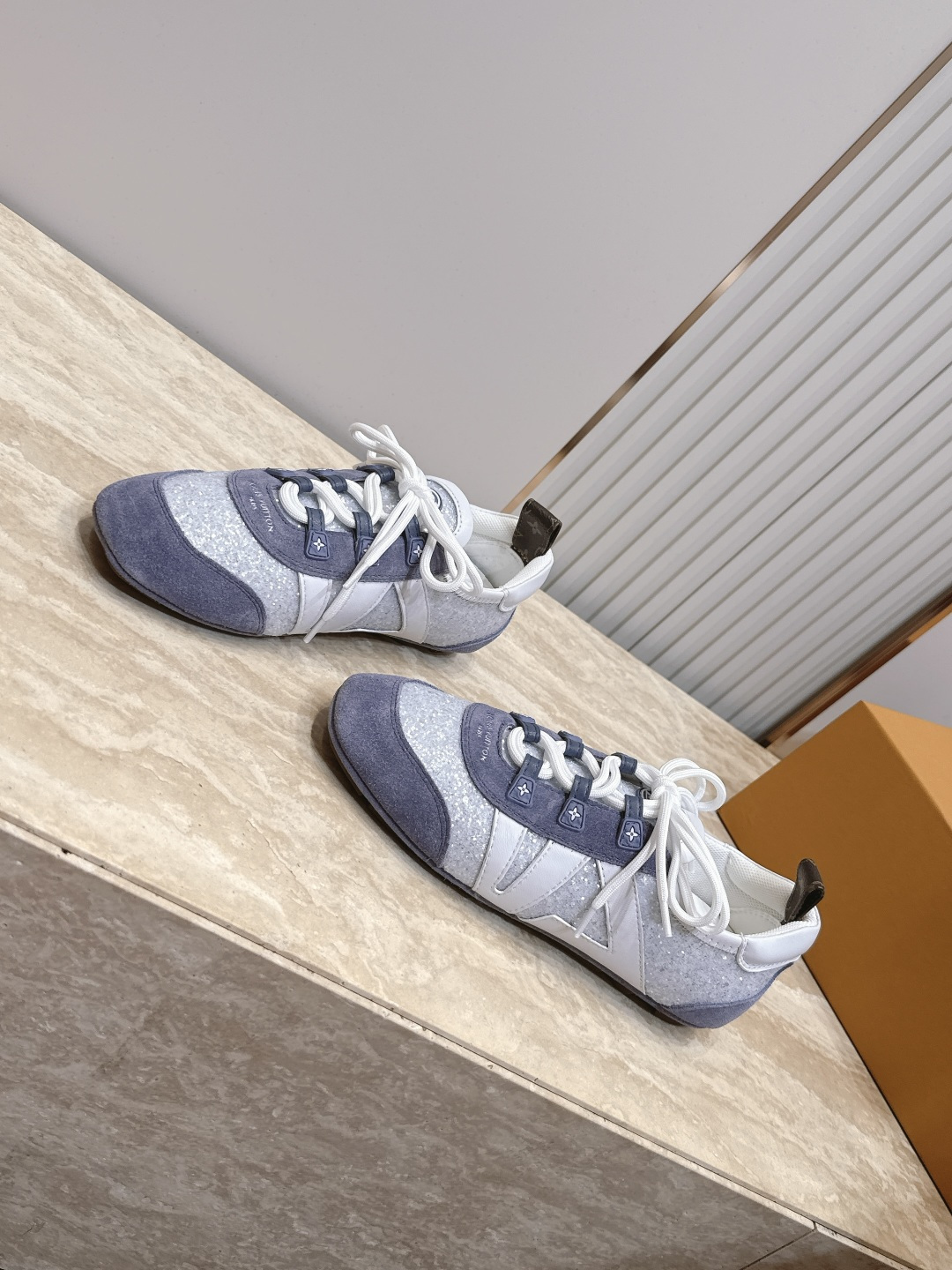 Louis Vuitton路易威登驴牌春夏Sneakerina系列 芭蕾运动鞋 德训鞋 平底鞋 原版三对购入开发完美复 Louis Vuitton路易威登驴牌春夏Sneakerina系列 芭蕾运动鞋 德训鞋 平底鞋 原版三对购入开发完美复