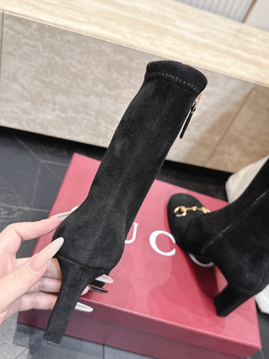 Gucci古驰2026vs早秋最新爆款靴子系列…… 【方圆头弹力短靴】 原单品质 🍃原汁原味的欧式风格,💥上脚非常完美💃 Gucci古驰2026vs早秋最新爆款靴子系列…… 【方圆头弹力短靴】 原单品质 🍃原汁原味的欧式风格,💥上脚非常完美💃