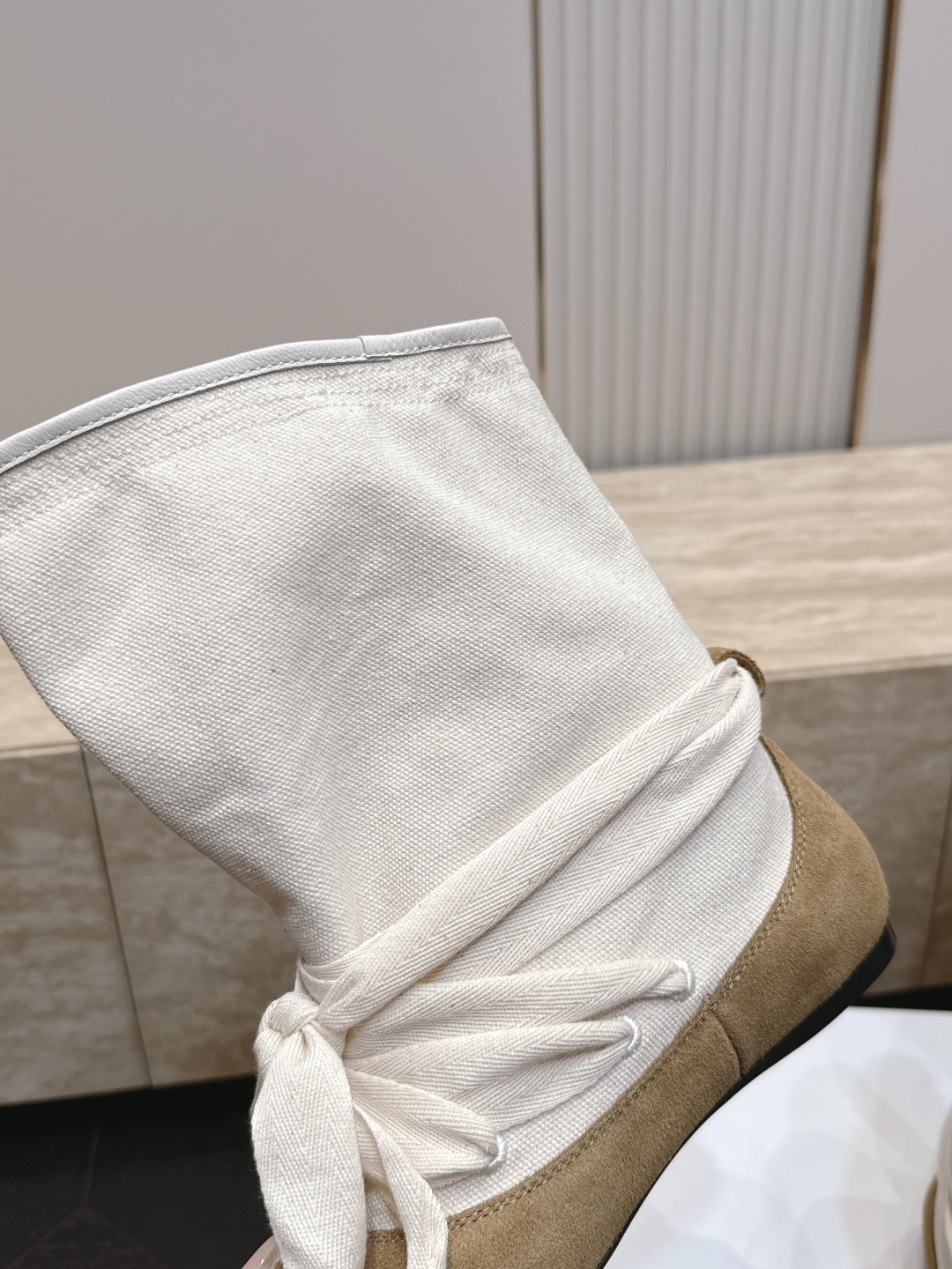 isabel marant/伊莎贝尔26vs早秋最新休闲靴子系列… 【圆头一脚蹬中靴堆堆靴】 玛兰混合过去与将来"交织出 isabel marant/伊莎贝尔26vs早秋最新休闲靴子系列… 【圆头一脚蹬中靴堆堆靴】 玛兰混合过去与将来"交织出