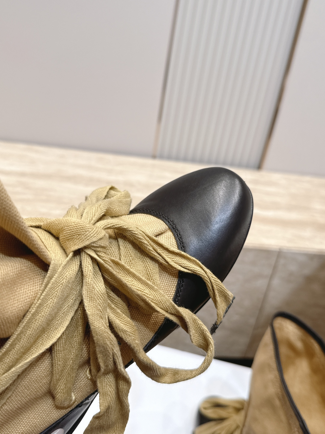 isabel marant/伊莎贝尔26vs早秋最新休闲靴子系列… 【圆头一脚蹬中靴堆堆靴】 玛兰混合过去与将来"交织出 isabel marant/伊莎贝尔26vs早秋最新休闲靴子系列… 【圆头一脚蹬中靴堆堆靴】 玛兰混合过去与将来"交织出