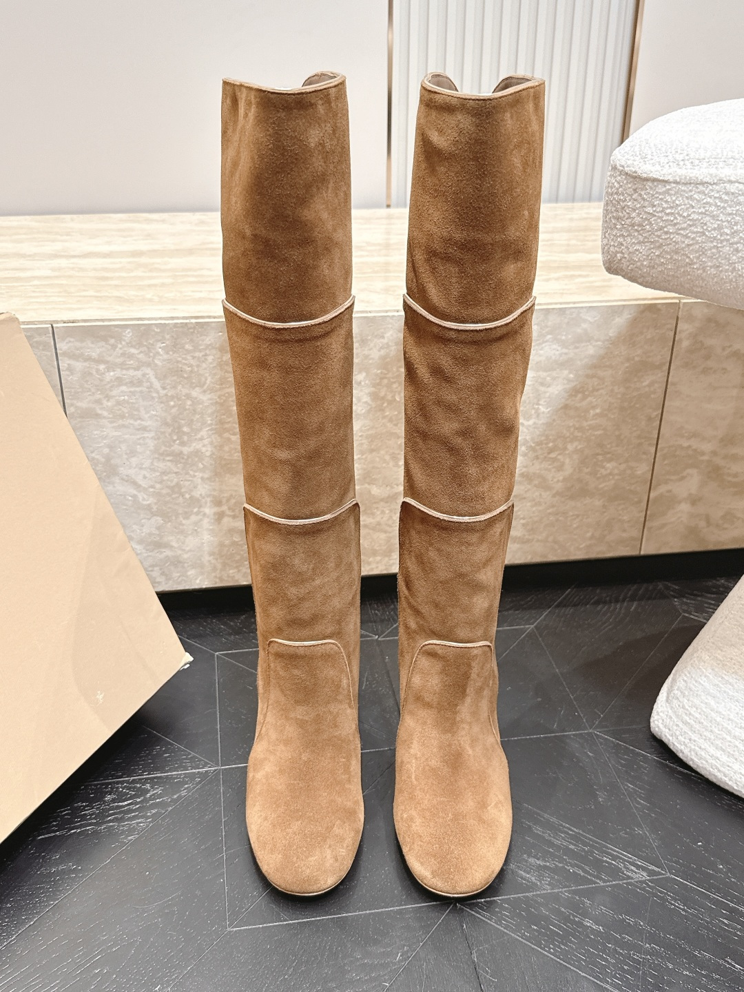 粗跟款高靴 Gianvito Rossi2026vs早秋最新走秀爆款靴子系列……圆头一脚蹬长靴高筒靴 顶级版本G 粗跟款高靴 Gianvito Rossi2026vs早秋最新走秀爆款靴子系列……圆头一脚蹬长靴高筒靴 顶级版本G