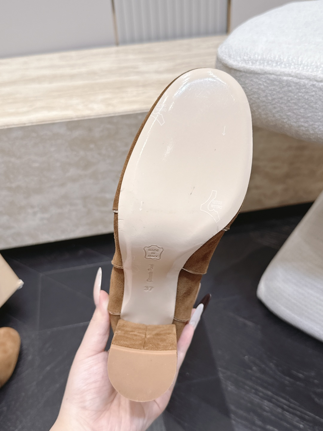 粗跟款高靴 Gianvito Rossi2026vs早秋最新走秀爆款靴子系列……圆头一脚蹬长靴高筒靴 顶级版本G 粗跟款高靴 Gianvito Rossi2026vs早秋最新走秀爆款靴子系列……圆头一脚蹬长靴高筒靴 顶级版本G