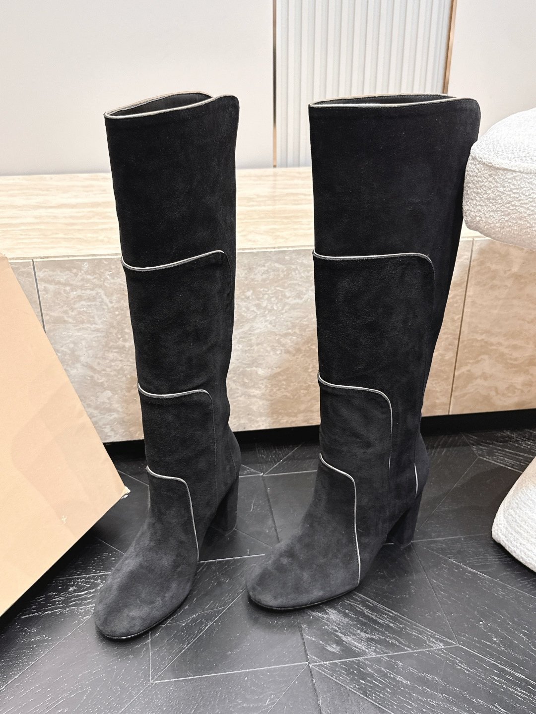 粗跟款高靴     Gianvito Rossi2026vs早秋最新走秀爆款靴子系列……圆头一脚蹬长靴高筒靴 顶级版本G