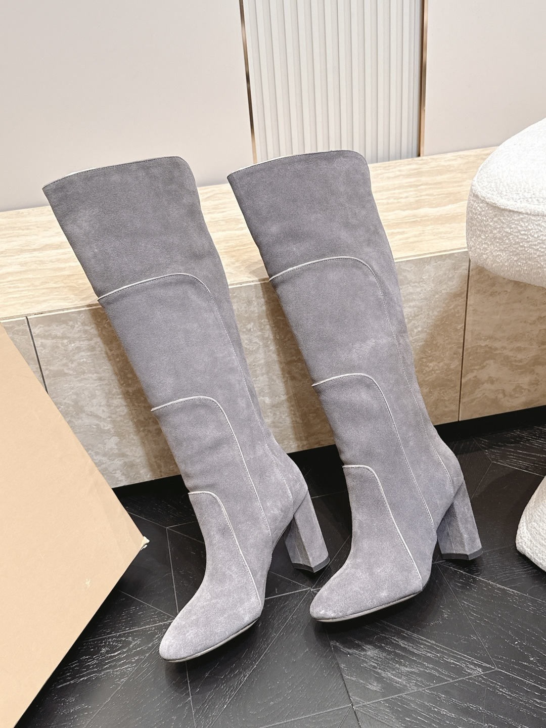 粗跟款高靴 Gianvito Rossi2026vs早秋最新走秀爆款靴子系列……圆头一脚蹬长靴高筒靴 顶级版本G 粗跟款高靴 Gianvito Rossi2026vs早秋最新走秀爆款靴子系列……圆头一脚蹬长靴高筒靴 顶级版本G
