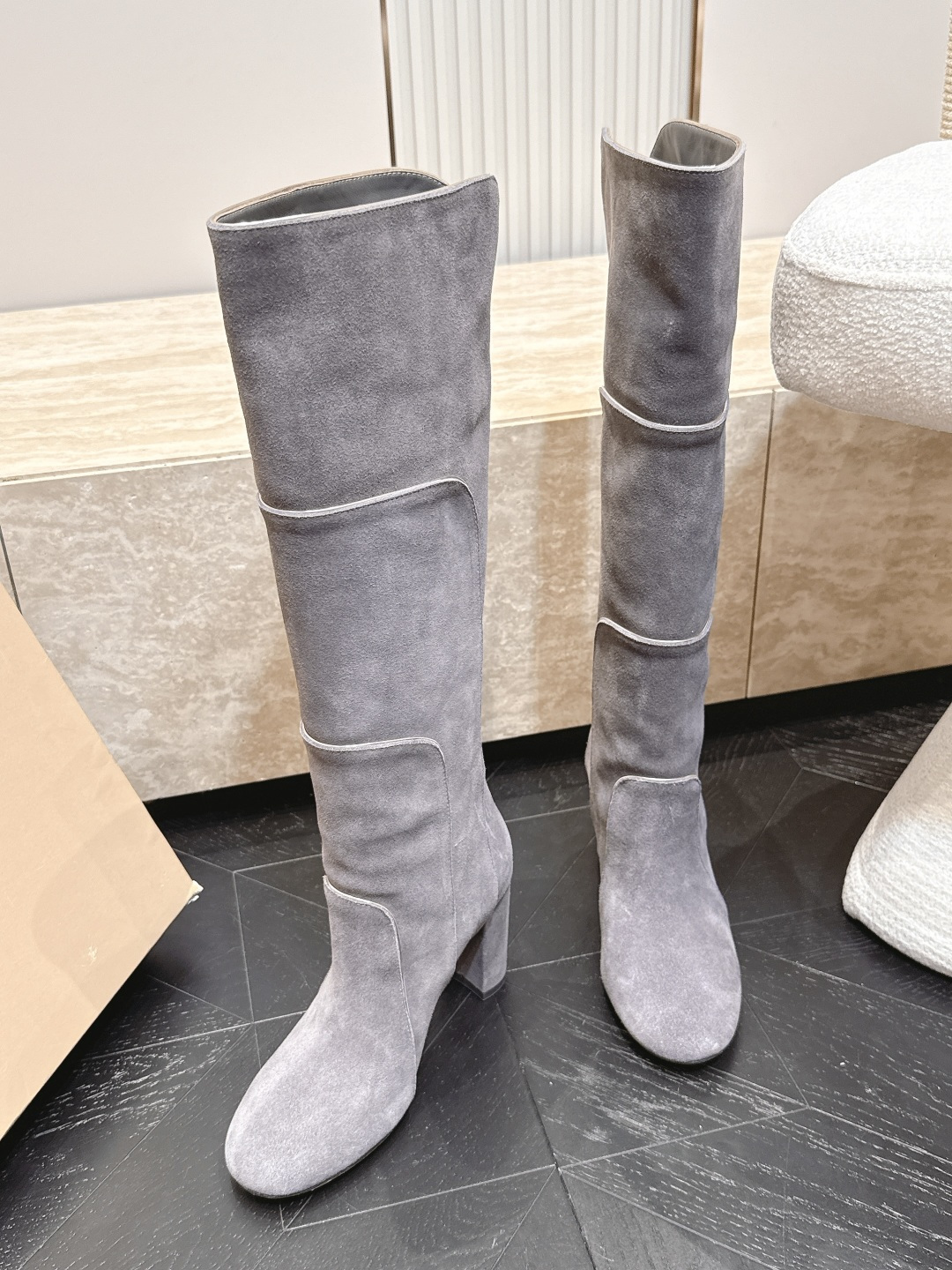 粗跟款高靴 Gianvito Rossi2026vs早秋最新走秀爆款靴子系列……圆头一脚蹬长靴高筒靴 顶级版本G 粗跟款高靴 Gianvito Rossi2026vs早秋最新走秀爆款靴子系列……圆头一脚蹬长靴高筒靴 顶级版本G