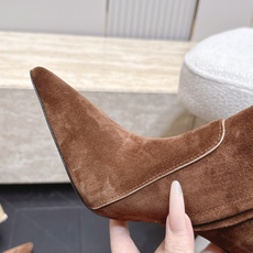 细跟款 短靴 Gianvito Rossi 纪梵希 2026vs早秋最新走秀爆款靴子系列……细高跟短靴 今年最值 细跟款 短靴 Gianvito Rossi 纪梵希 2026vs早秋最新走秀爆款靴子系列……细高跟短靴 今年最值