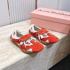 2026新色系 Acne Studios复古皮面芭蕾舞运动鞋(Acne Studios将运动鞋与当下热门的芭蕾舞鞋元素结 2026新色系 Acne Studios复古皮面芭蕾舞运动鞋(Acne Studios将运动鞋与当下热门的芭蕾舞鞋元素结