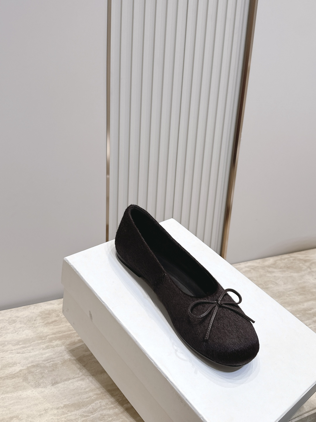 Paloma—wool ❥ 2026vs早秋最新爆款单鞋系列……圆头蝴蝶结平底单鞋 Paloma—wool一直热度不减✔ Paloma—wool ❥ 2026vs早秋最新爆款单鞋系列……圆头蝴蝶结平底单鞋 Paloma—wool一直热度不减✔