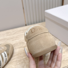 顶版 新色系!! Dior 迪奥 2026 最新款休闲德训鞋 年度最美德训鞋 工艺极致,同步专柜上新.鞋子的每一个细节都 顶版 新色系!! Dior 迪奥 2026 最新款休闲德训鞋 年度最美德训鞋 工艺极致,同步专柜上新.鞋子的每一个细节都