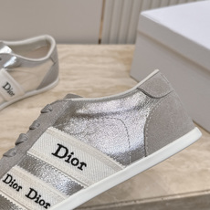 顶版 新色系!! Dior 迪奥 2026 最新款休闲德训鞋 年度最美德训鞋 工艺极致,同步专柜上新.鞋子的每一个细节都 顶版 新色系!! Dior 迪奥 2026 最新款休闲德训鞋 年度最美德训鞋 工艺极致,同步专柜上新.鞋子的每一个细节都