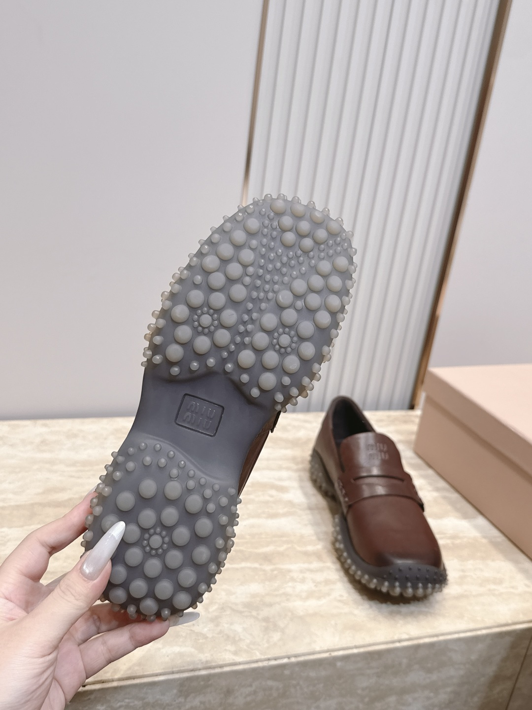 MiuMiu缪缪2026vs秋季新款乐福鞋系列…… 圆头豆豆厚底休闲乐福鞋  Miu Miu源于意大利时尚设计品牌一系列