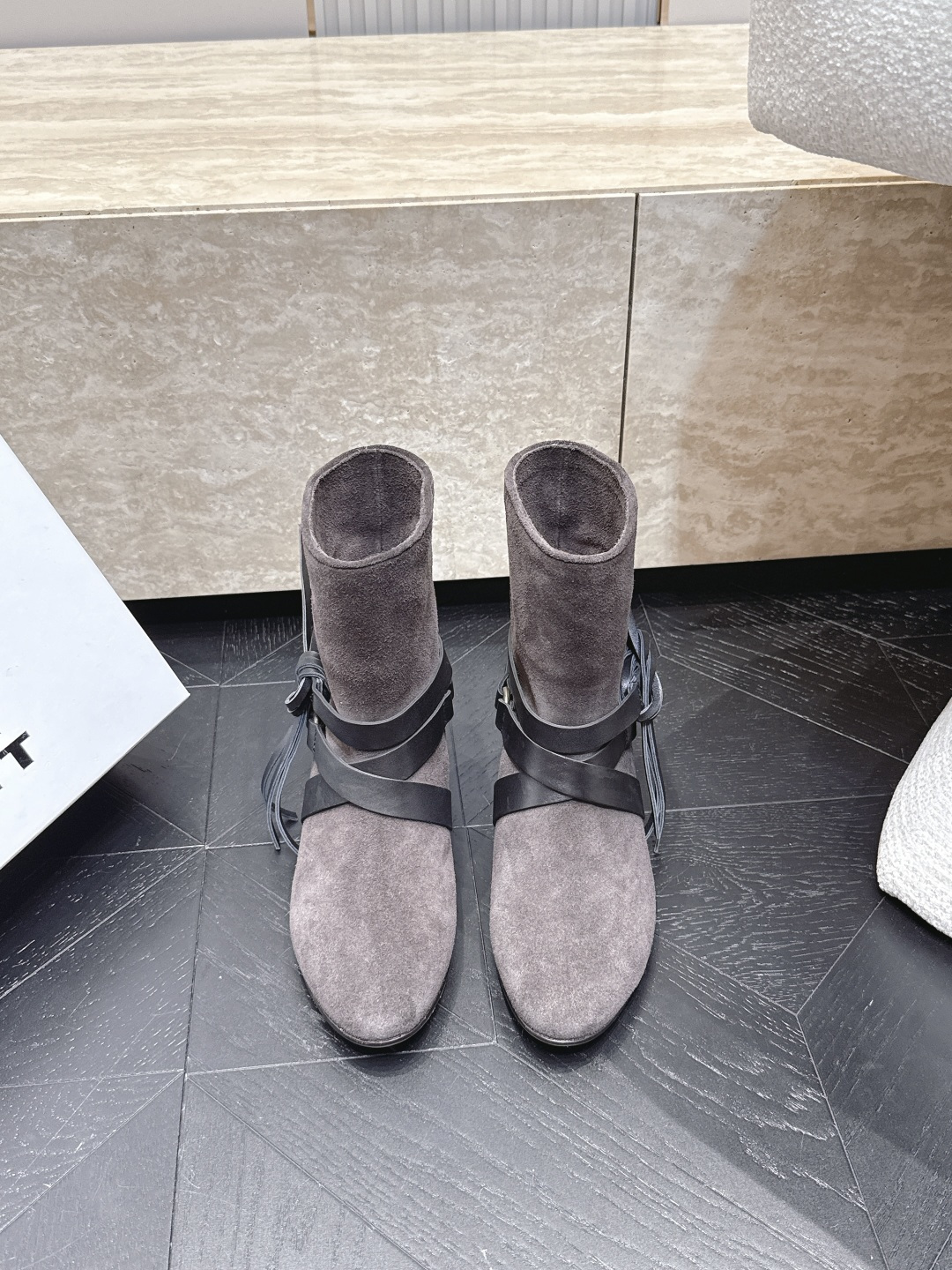 isabel marant/伊莎贝尔26vs早秋最新休闲靴子系列… 【复古一脚蹬短靴】 玛兰混合过去与将来"交织出非洲,