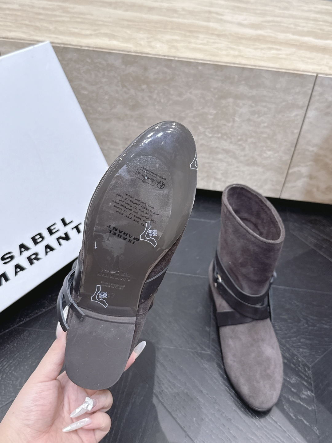 isabel marant/伊莎贝尔26vs早秋最新休闲靴子系列… 【复古一脚蹬短靴】 玛兰混合过去与将来"交织出非洲,