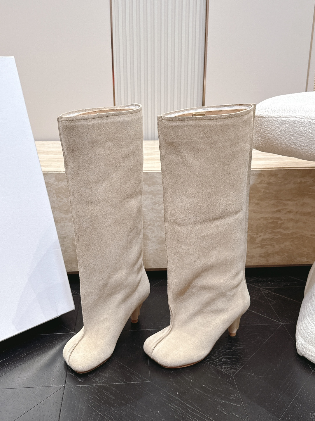 Maison Margiela马吉拉26vs早秋新款时装靴系列……mm6异形头一脚蹬高筒靴 原版一比一打造👍🉐️🉐️舒适