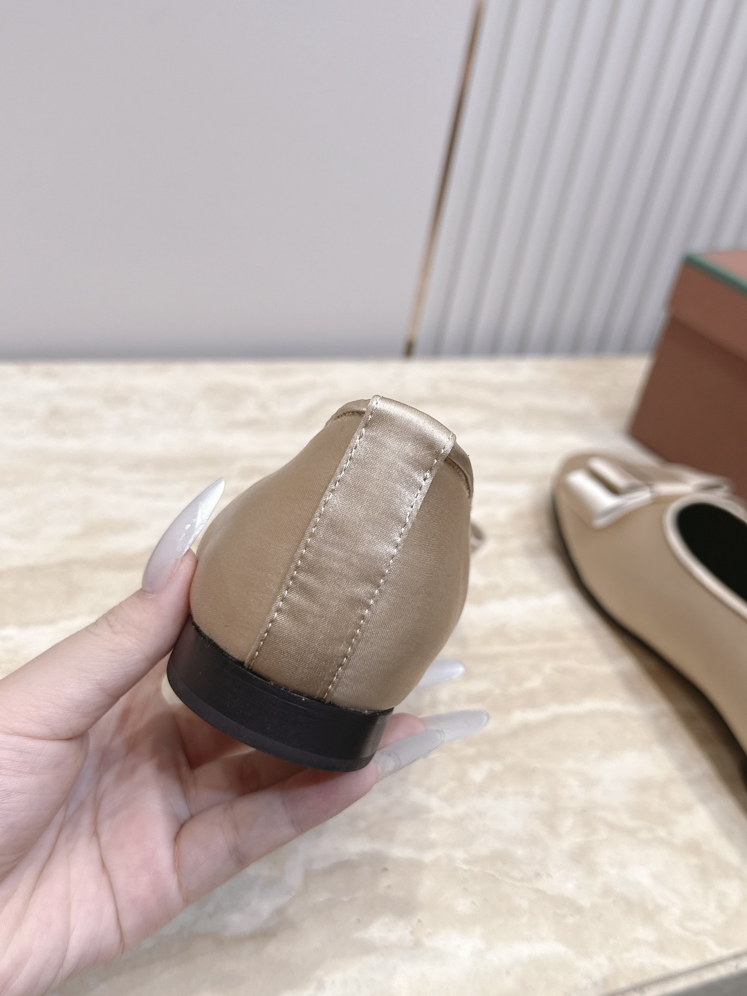 lp🌾  26早秋新品蝴蝶结单鞋 简约设计+轻便透气超适合日常穿搭！绸缎蝴蝶结设计清新优雅，配色清新独特，别具一格，轻盈