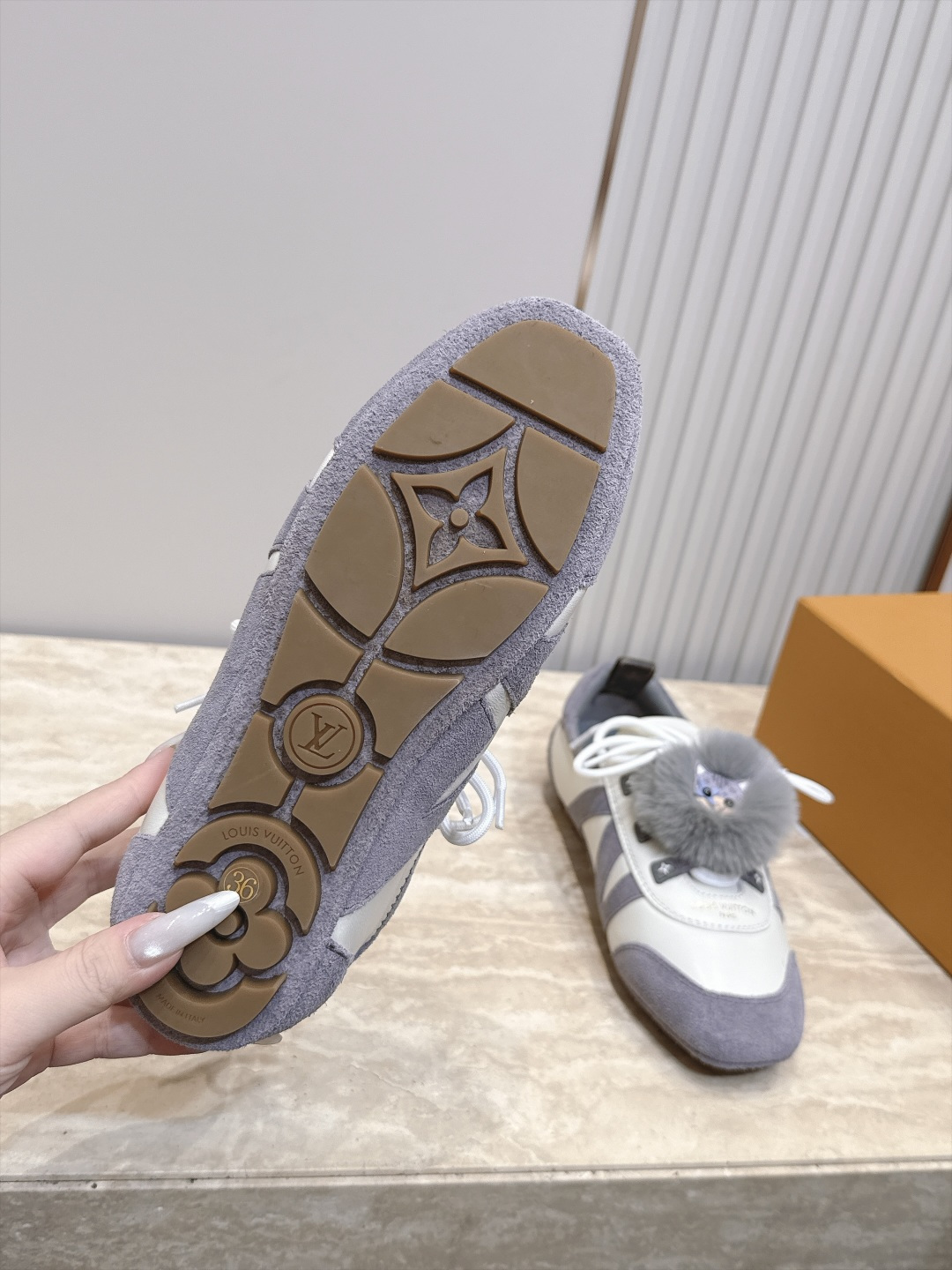 顶级版本： LV路易威登 L家 驴牌 最新Sneakerina系列 黑白 熊猫配色  玛丽珍 芭蕾运动鞋 德训鞋 休闲 