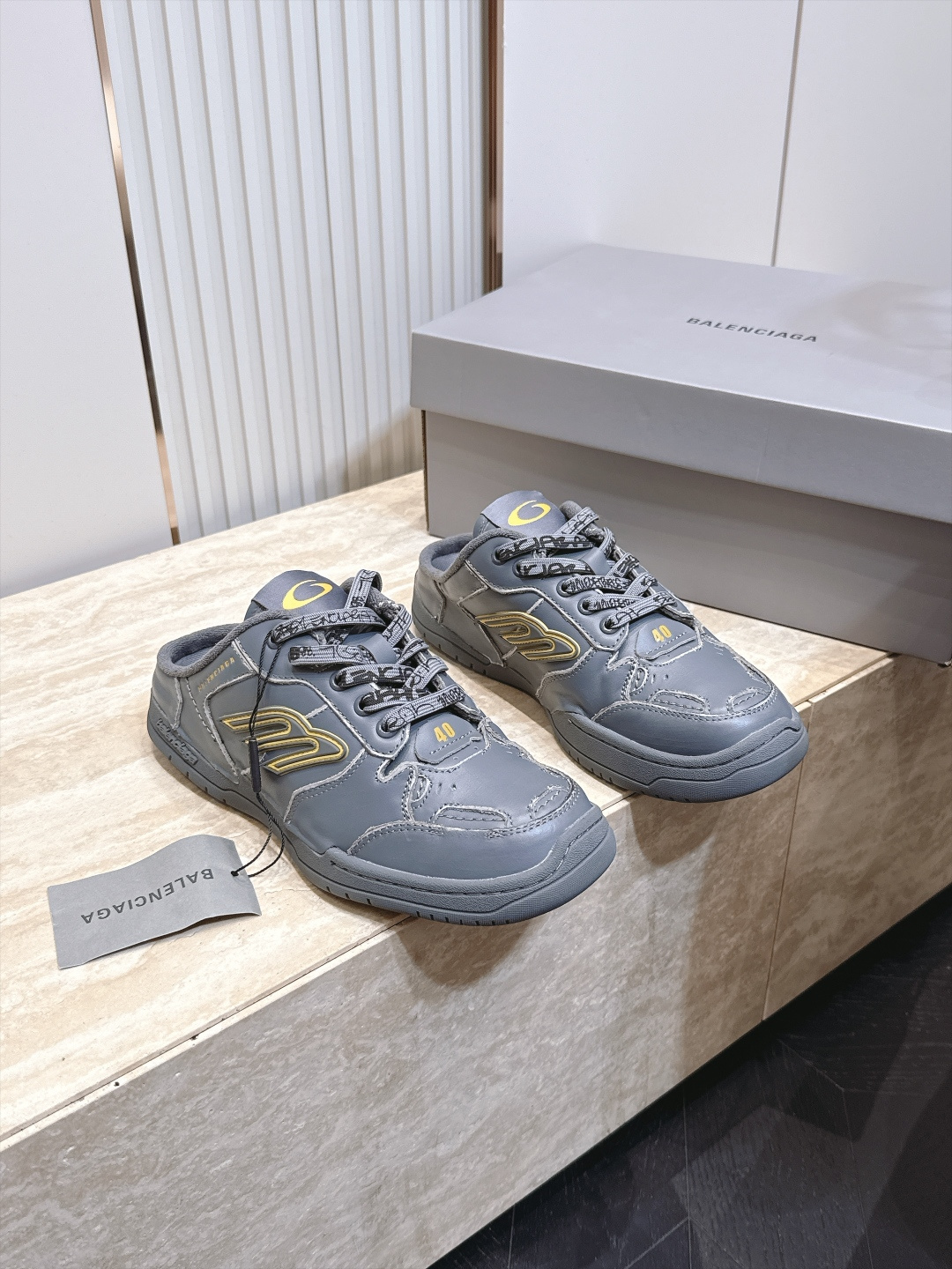 半拖款 顶版  BALENCIAGA 巴黎世家26 最新款 Monday Ultra 复古系带  情侣款 休闲鞋 半拖款