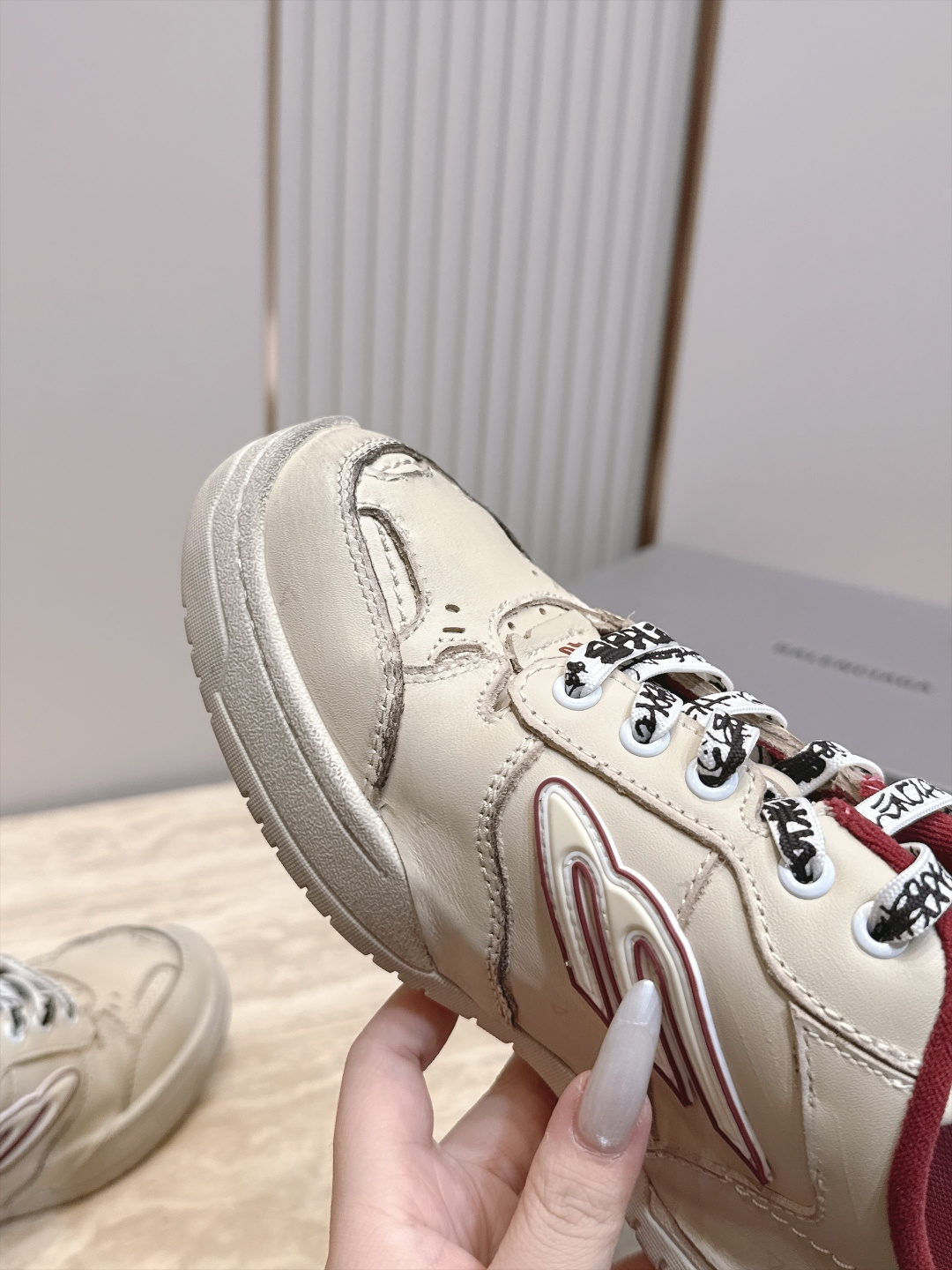 半拖款 顶版  BALENCIAGA 巴黎世家26 最新款 Monday Ultra 复古系带  情侣款 休闲鞋 半拖款