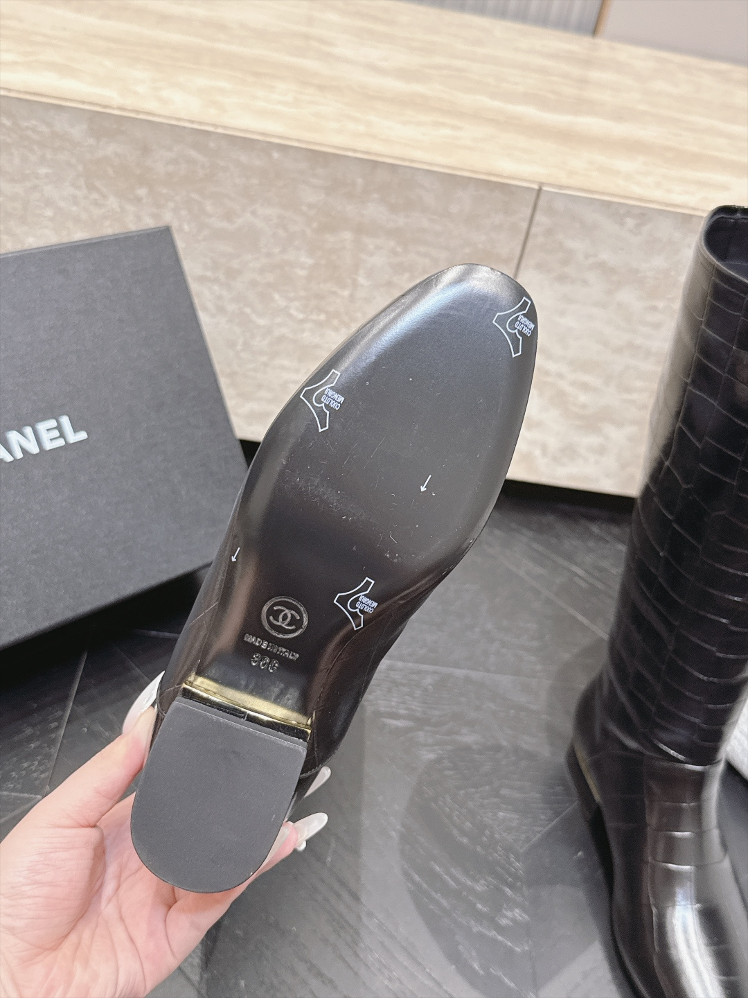 香奈儿 CHANEL 26秋冬新款靴系列  高筒靴马丁靴  骑士靴  经典百搭系列 秋冬季时尚  版型超正 每款靴型超显