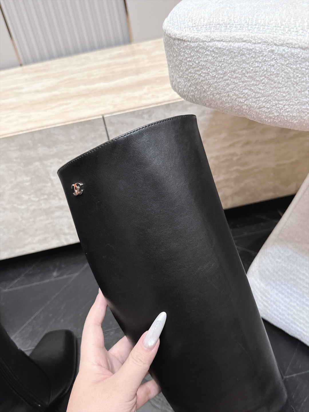 顶级版本 香奈儿 CHANEL 26秋冬新款靴系列 高跟高筒靴马丁靴 骑士靴 经典百搭系列 秋冬季时尚 版型超 顶级版本 香奈儿 CHANEL 26秋冬新款靴系列 高跟高筒靴马丁靴 骑士靴 经典百搭系列 秋冬季时尚 版型超