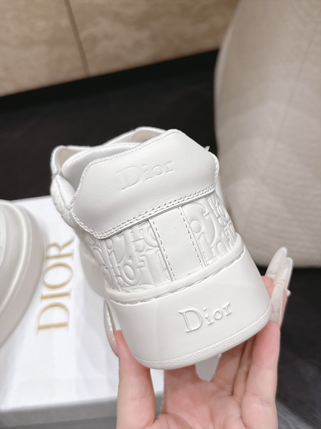 顶版 压花款  Dior迪奥2026 早秋系列 新款厚底休闲鞋  经典升级 高级优雅温柔随心所欲 ～ 上脚超级无敌好看舒