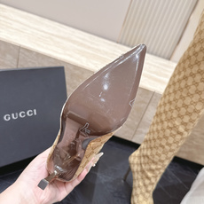 顶级版本 长筒款 火爆 Gucci Bombshell系列女士靴系列 短靴 高筒 过膝长靴❗❗众多明星网红秀,太炸了 太 顶级版本 长筒款 火爆 Gucci Bombshell系列女士靴系列 短靴 高筒 过膝长靴❗❗众多明星网红秀,太炸了 太