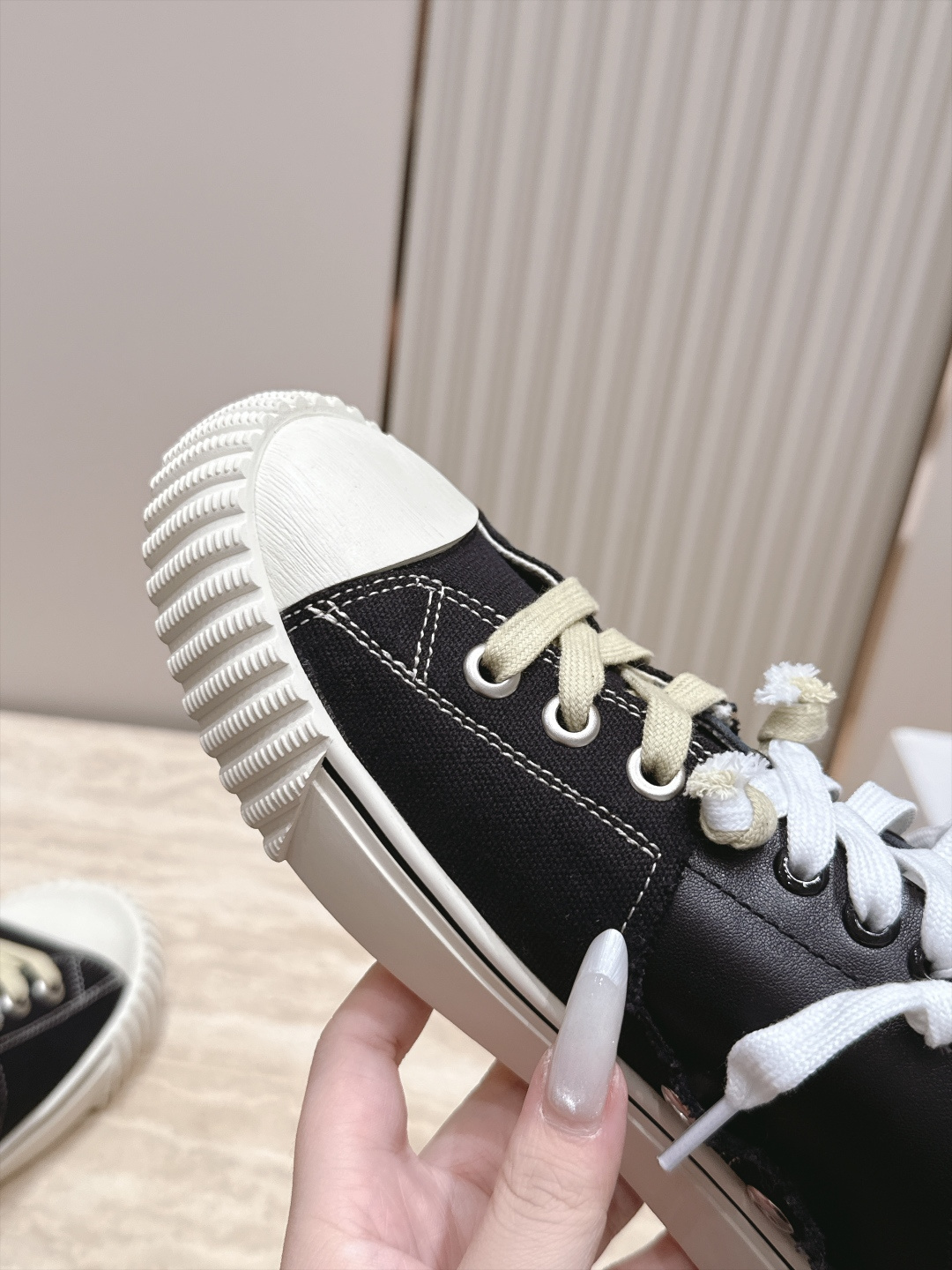情侣款 低帮 MM6 26vs早秋情侣复古休闲鞋 经典复古时髦，春夏秋冬配色干净清爽集合，舒适，酷飒，休闲于一体的风格设