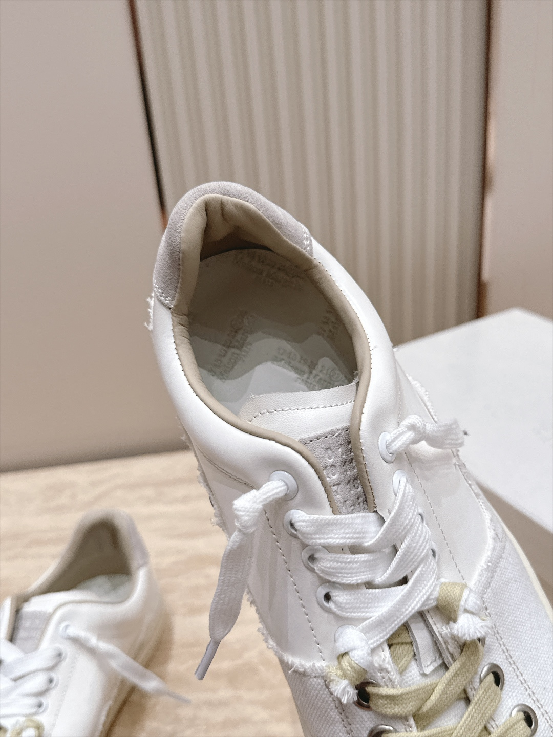 情侣款 低帮 MM6 26vs早秋情侣复古休闲鞋 经典复古时髦，春夏秋冬配色干净清爽集合，舒适，酷飒，休闲于一体的风格设