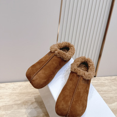 Maison Margiela mm6 秋季新款复古穆勒羊毛拖鞋‼️ 自带松弛极简氛围感的复古乐福穆勒拖,分趾头型搭配无 Maison Margiela mm6 秋季新款复古穆勒羊毛拖鞋‼️ 自带松弛极简氛围感的复古乐福穆勒拖,分趾头型搭配无