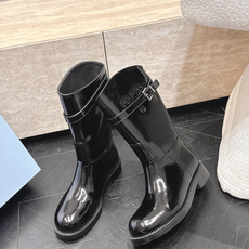 中筒 Prada/普拉达F041 2026ss秋冬最新款厚底马丁靴中筒靴长靴,非常耐看的一款 走秀款中筒靴 原版复 中筒 Prada/普拉达F041 2026ss秋冬最新款厚底马丁靴中筒靴长靴,非常耐看的一款 走秀款中筒靴 原版复