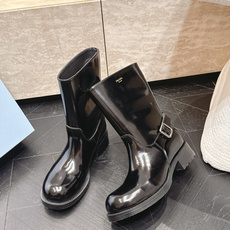 中筒 Prada/普拉达F041 2026ss秋冬最新款厚底马丁靴中筒靴长靴,非常耐看的一款 走秀款中筒靴 原版复 中筒 Prada/普拉达F041 2026ss秋冬最新款厚底马丁靴中筒靴长靴,非常耐看的一款 走秀款中筒靴 原版复