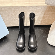 中筒 Prada/普拉达F041 2026ss秋冬最新款厚底马丁靴中筒靴长靴,非常耐看的一款 走秀款中筒靴 原版复 中筒 Prada/普拉达F041 2026ss秋冬最新款厚底马丁靴中筒靴长靴,非常耐看的一款 走秀款中筒靴 原版复
