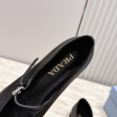 顶级版本 Prada 普拉达 2026ss新款玛丽珍平底鞋乐福鞋单鞋 网红爆款来袭!各大网红抢先体验、网红ins种草 顶级版本 Prada 普拉达 2026ss新款玛丽珍平底鞋乐福鞋单鞋 网红爆款来袭!各大网红抢先体验、网红ins种草
