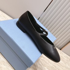 顶级版本 Prada 普拉达 2026ss新款玛丽珍平底鞋乐福鞋单鞋 网红爆款来袭!各大网红抢先体验、网红ins种草 顶级版本 Prada 普拉达 2026ss新款玛丽珍平底鞋乐福鞋单鞋 网红爆款来袭!各大网红抢先体验、网红ins种草