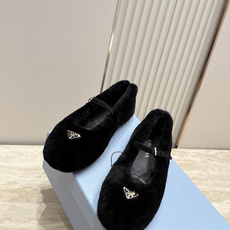 顶级版本 Prada 普拉达 2026ss新款玛丽珍平底鞋乐福鞋毛毛单鞋 网红爆款来袭!各大网红抢先体验、网红ins 顶级版本 Prada 普拉达 2026ss新款玛丽珍平底鞋乐福鞋毛毛单鞋 网红爆款来袭!各大网红抢先体验、网红ins