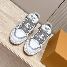 顶级版本: 情侣款 新色系! LV trainer~~全新升级版~~经典回归❗ 情侣款,滑板鞋,篮球鞋,运动鞋…… LV 顶级版本: 情侣款 新色系! LV trainer~~全新升级版~~经典回归❗ 情侣款,滑板鞋,篮球鞋,运动鞋…… LV