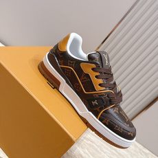 顶级版本: 情侣款 新色系! LV trainer~~全新升级版~~经典回归❗ 情侣款,滑板鞋,篮球鞋,运动鞋…… LV 顶级版本: 情侣款 新色系! LV trainer~~全新升级版~~经典回归❗ 情侣款,滑板鞋,篮球鞋,运动鞋…… LV