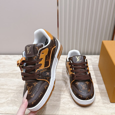 顶级版本: 情侣款 新色系! LV trainer~~全新升级版~~经典回归❗ 情侣款,滑板鞋,篮球鞋,运动鞋…… LV 顶级版本: 情侣款 新色系! LV trainer~~全新升级版~~经典回归❗ 情侣款,滑板鞋,篮球鞋,运动鞋…… LV