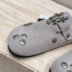 Comehearts x BIRKENSTOCK 克罗心x勃肯鞋‼️ 皮革绒面时尚休闲包头鞋 牛皮绒面革质地柔 Comehearts x BIRKENSTOCK 克罗心x勃肯鞋‼️ 皮革绒面时尚休闲包头鞋 牛皮绒面革质地柔