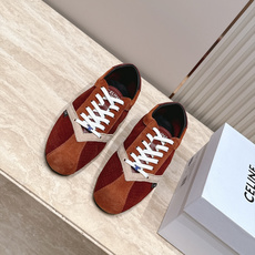 皮面新色系 Celine 赛琳 26最新 德训鞋阿甘鞋休闲 运动鞋 这是充满街头感的一双鞋子,延续经典设计非常赞 这 皮面新色系 Celine 赛琳 26最新 德训鞋阿甘鞋休闲 运动鞋 这是充满街头感的一双鞋子,延续经典设计非常赞 这