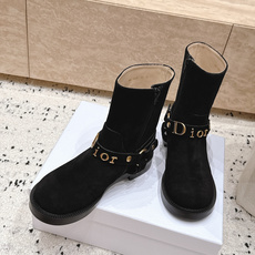 顶级版本 迪奥 DIOR 2026限定系列 秋冬最新走秀爆款复古牛皮马丁靴骑士靴 今年最值得入手的靴子 没有之一!超 顶级版本 迪奥 DIOR 2026限定系列 秋冬最新走秀爆款复古牛皮马丁靴骑士靴 今年最值得入手的靴子 没有之一!超