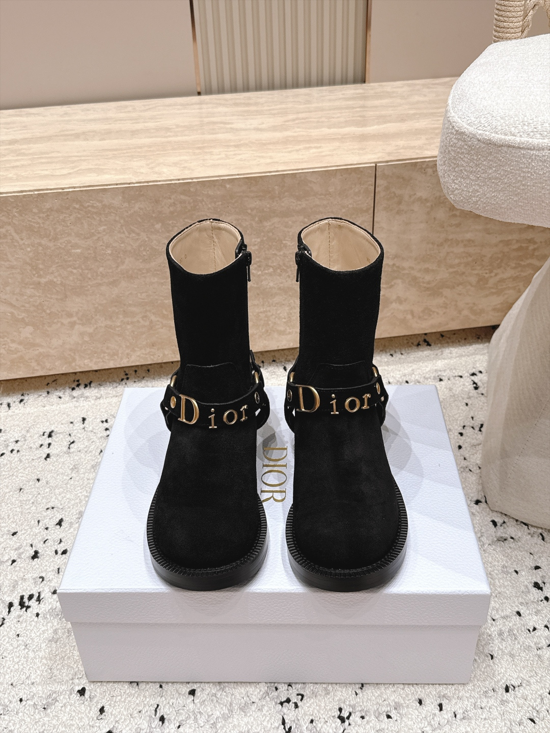 顶级版本 迪奥 DIOR 2026限定系列 秋冬最新走秀爆款复古牛皮马丁靴骑士靴   今年最值得入手的靴子 没有之一！超