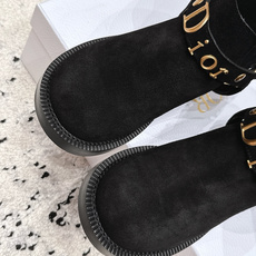 顶级版本 迪奥 DIOR 2026限定系列 秋冬最新走秀爆款复古牛皮马丁靴骑士靴 今年最值得入手的靴子 没有之一!超 顶级版本 迪奥 DIOR 2026限定系列 秋冬最新走秀爆款复古牛皮马丁靴骑士靴 今年最值得入手的靴子 没有之一!超