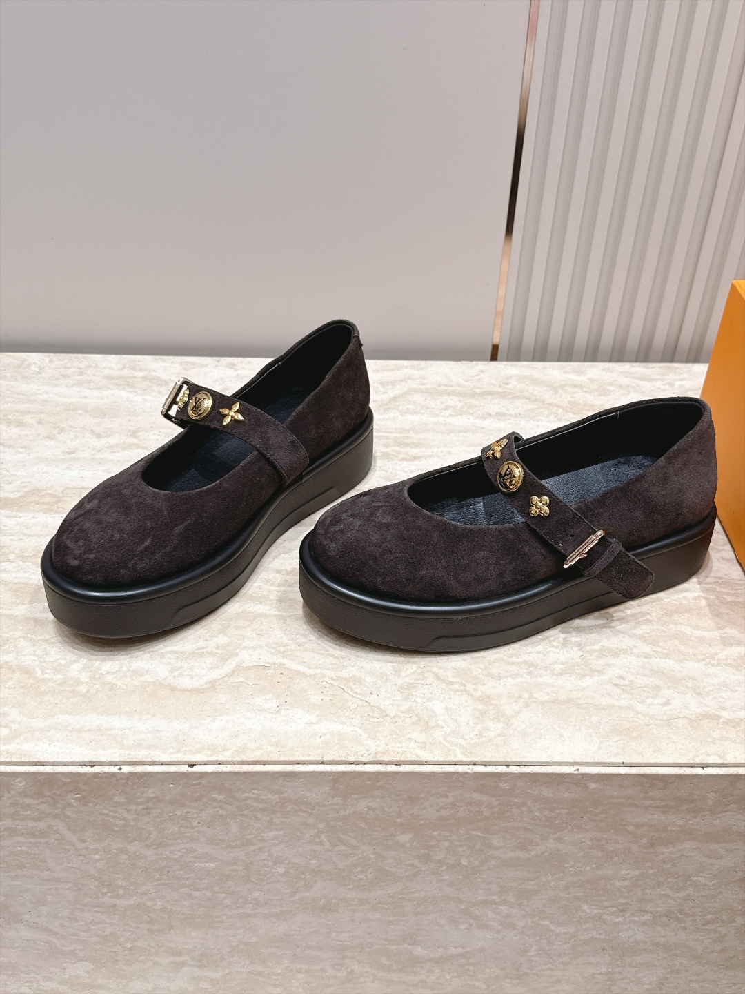 Louis Vuitton 26/秋季新款 老花 厚底玛丽珍乐福鞋 这是 Louis Vuitton 2026 秋季新款