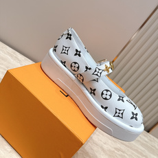 Louis Vuitton 26/秋季新款 老花 厚底玛丽珍乐福鞋 这是 Louis Vuitton 2026 秋季新款 Louis Vuitton 26/秋季新款 老花 厚底玛丽珍乐福鞋 这是 Louis Vuitton 2026 秋季新款