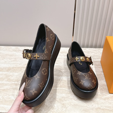Louis Vuitton 26/秋季新款 老花 厚底玛丽珍乐福鞋 这是 Louis Vuitton 2026 秋季新款 Louis Vuitton 26/秋季新款 老花 厚底玛丽珍乐福鞋 这是 Louis Vuitton 2026 秋季新款