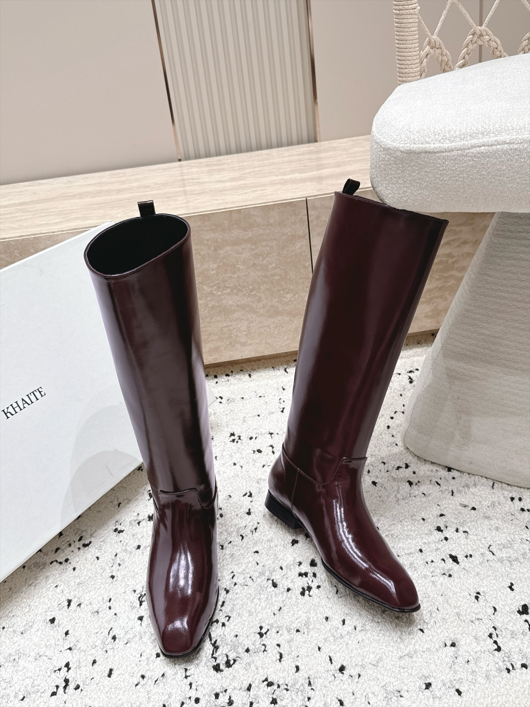 Jil Sander 吉尔桑达 26/ 秋冬新款复古高筒骑士靴 极简美学与利落气场融进靴身 每一步穿出从容大气的质感 直 Jil Sander 吉尔桑达 26/ 秋冬新款复古高筒骑士靴 极简美学与利落气场融进靴身 每一步穿出从容大气的质感 直
