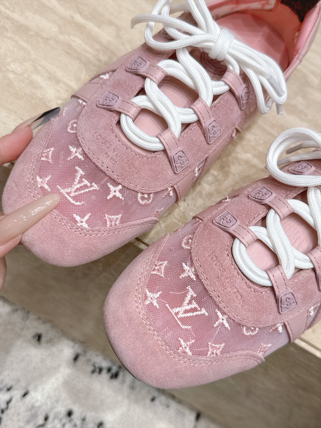 Louis Vuitton路易威登驴牌春夏Sneakerina系列 芭蕾运动鞋 德训鞋 平底鞋  原版三对购入开发完美复