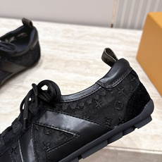 Louis Vuitton路易威登驴牌春夏Sneakerina系列 芭蕾运动鞋 德训鞋 平底鞋 原版三对购入开发完美复 Louis Vuitton路易威登驴牌春夏Sneakerina系列 芭蕾运动鞋 德训鞋 平底鞋 原版三对购入开发完美复